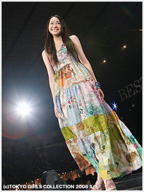 Yui Aragaki at Tokyo Girls Collection 2008