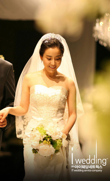 Korean actress Park Eun-hye wedding day
