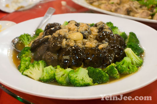 Mushroom dish of a Chinese banquet at Kok Thai restaurant, Ipoh, Malaysia