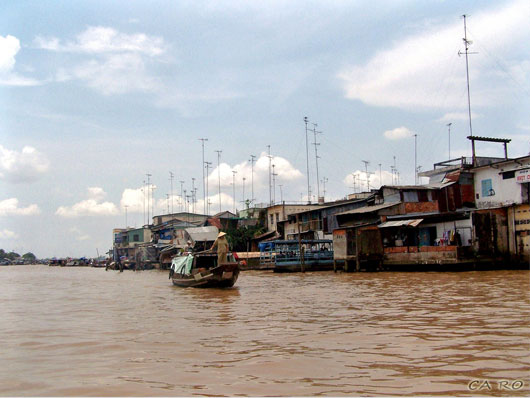 Picture of Cai Be floating village in Tien Giang, Vietnam