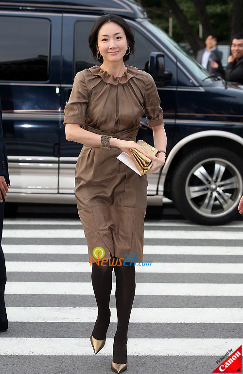 Picture of Korean actress Choi Ji-woo at Kwon Sang-woo wedding ceremony