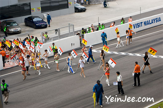 Japanese race queens at Super GT Malaysia 2008