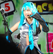 Hatsune Miku at Phil Cosplay Convention 2009