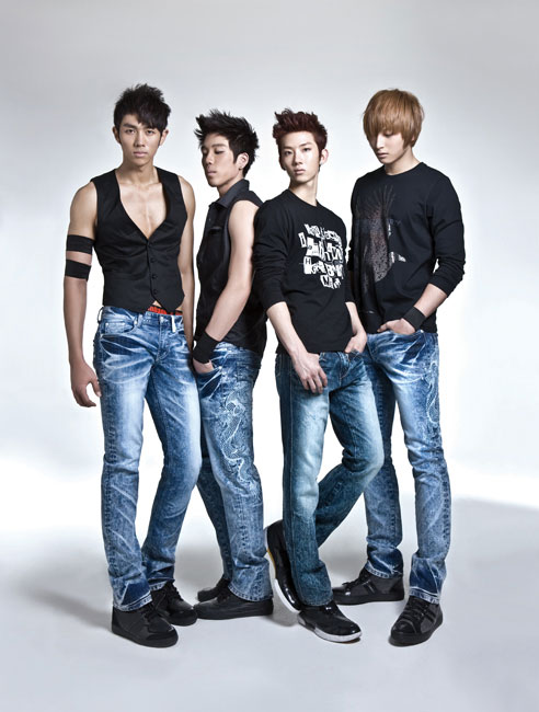 Korean pop group 2AM for Jambangee denim