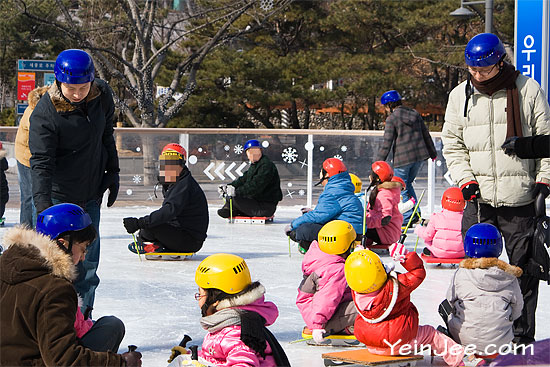 Ice sledging ring at Gwanghwamun Square in Seoul, South Korea