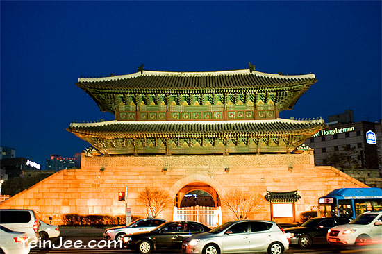 Dongdaemun historical gate, Seoul