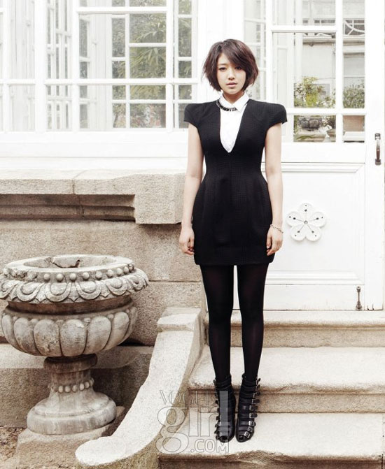 Korean actress Park Shin-hye Vogue Girl Magazine