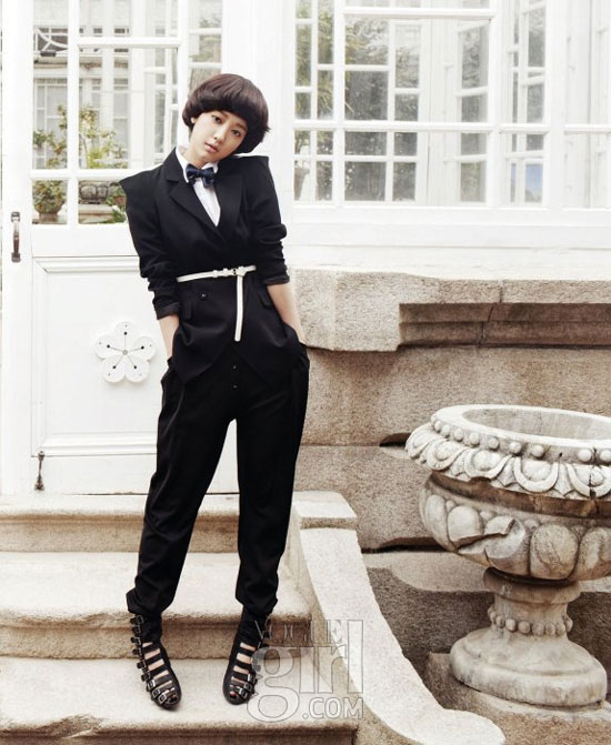 Korean actress Park Shin-hye Vogue Girl Magazine