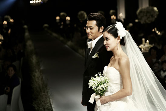 Jang Dong-gun and Ko So-young wedding pic