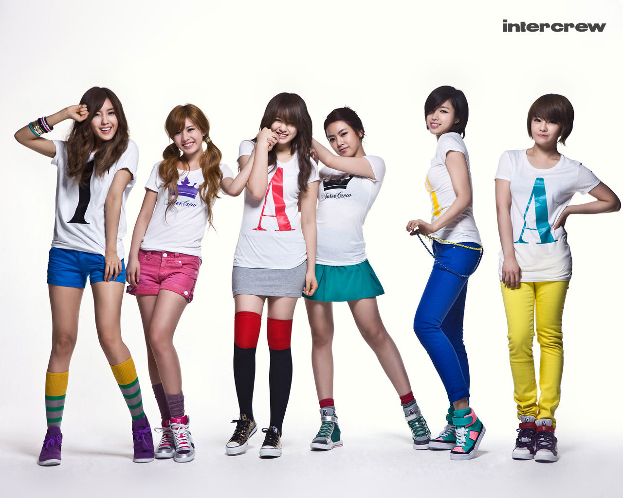 Korean girl group T-ara Intercrew wallpaper