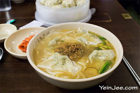 Kalguksu noodle at Myeongdong Gyoja restaurant, Seoul