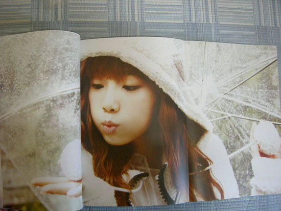 SNSD Taeyeon Japan photo book