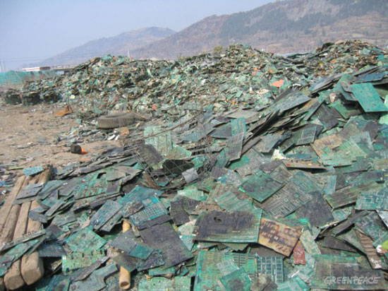Guiyu eletronic waste town, China