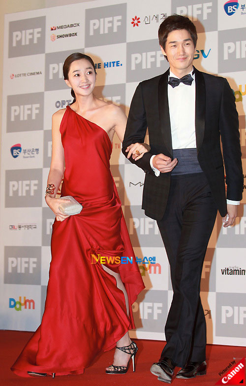 Soo Ae and Yoo Ji-tae at Pusan International Film Festival 2010