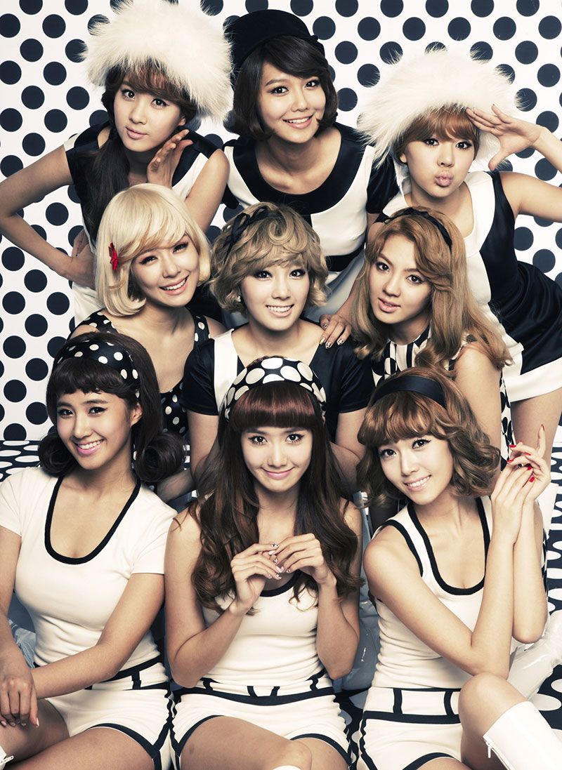Girls Generation Hoot mini-album concept photo