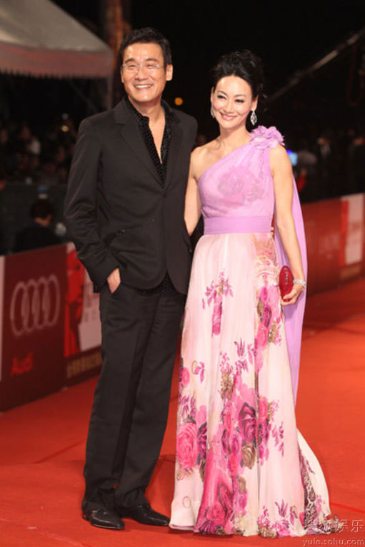 Tony Leung and Kara Hui at Golden Horse Awards 2010 red carpet