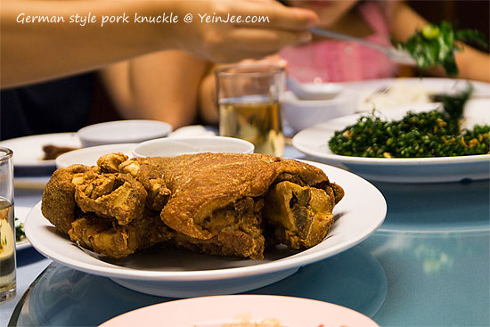 Pork knuckle at Fresh Unique Seafood 23, Petaling Jaya