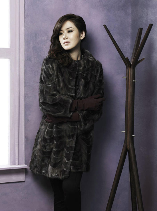 Son Ye-jin for Chatelaine Winter 2010