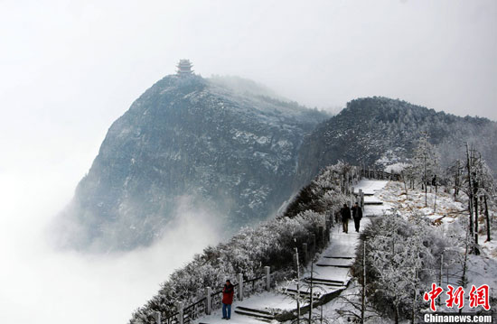 Mount Emei in snow, Sichuan, China