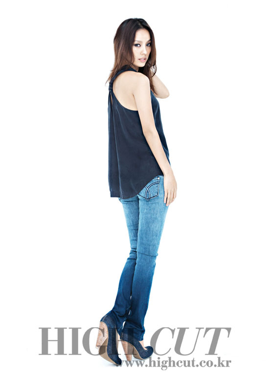 Lee Hyori Calvin Klein jeans High Cut magazine