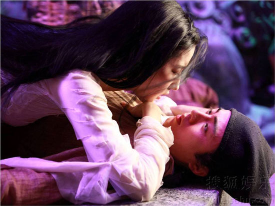 Liu Yifei and Yu Shaoqun in A Chinese Ghost Story