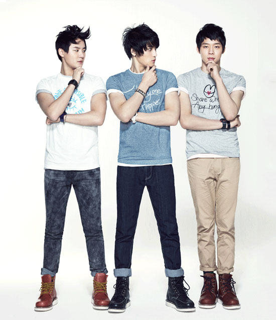 Korean pop group JYJ for NII fashion