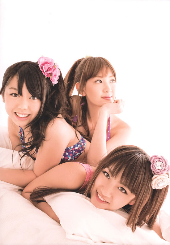 AKB48-no3b on Weekly Shonen Champion magazine