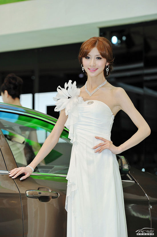 Auto Shanghai 2011 show models