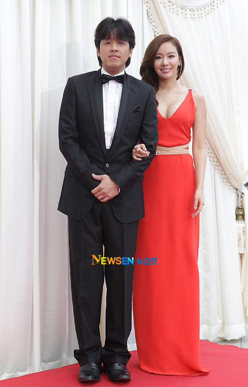 Ryu Shi-won Kim Ah-joong Baeksang Awards 2011