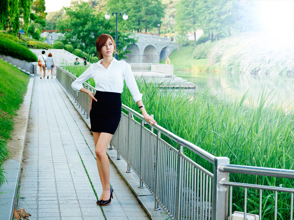 Korean model Choi Byul I office lady style