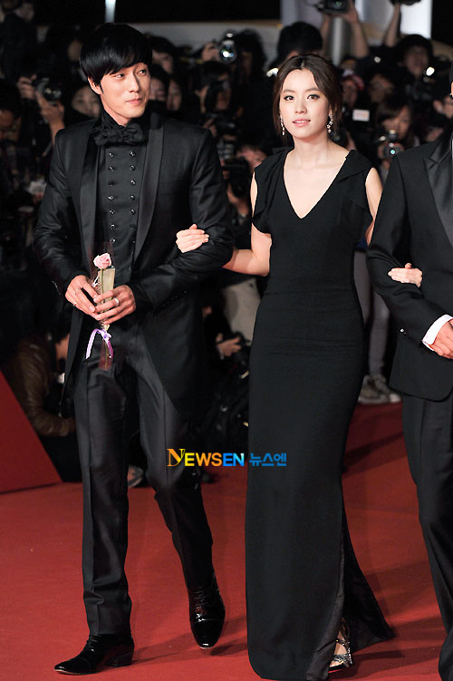 So Ji-sub and Han Hyo-joo at Busan Film Festival 2011