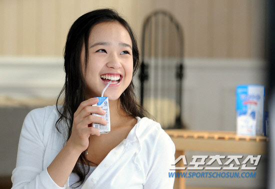 Son Yeon-jae milk commercial