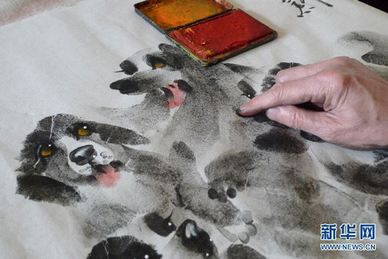 Chinese palmprint painting artist