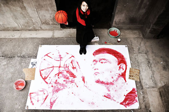 Red painting Yao Ming portrait with basketball
