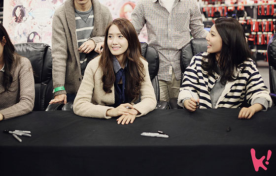 SNSD Yoona US fan signing