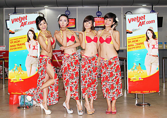 Vietjetair bikini models on flight