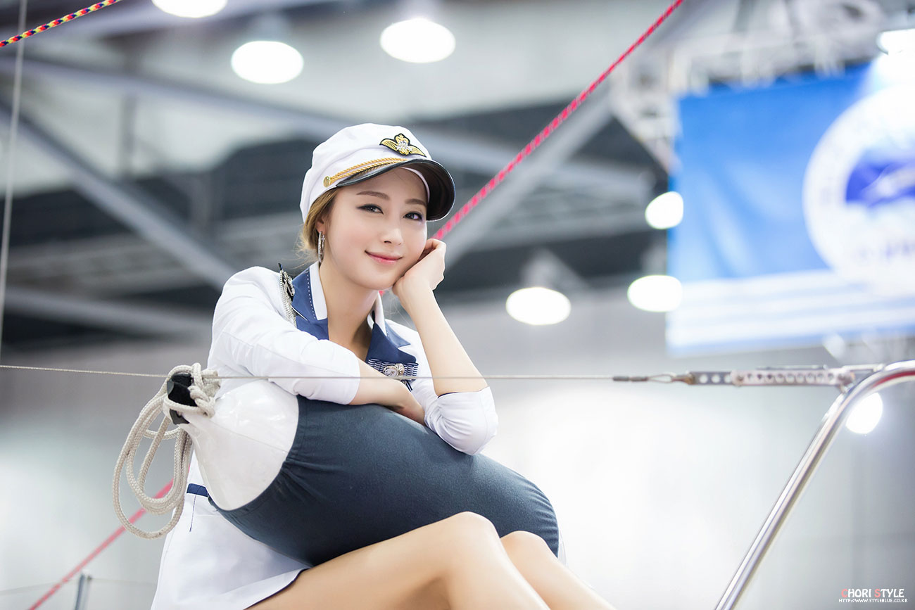 Eun Bin Korea International Boat Show 2013
