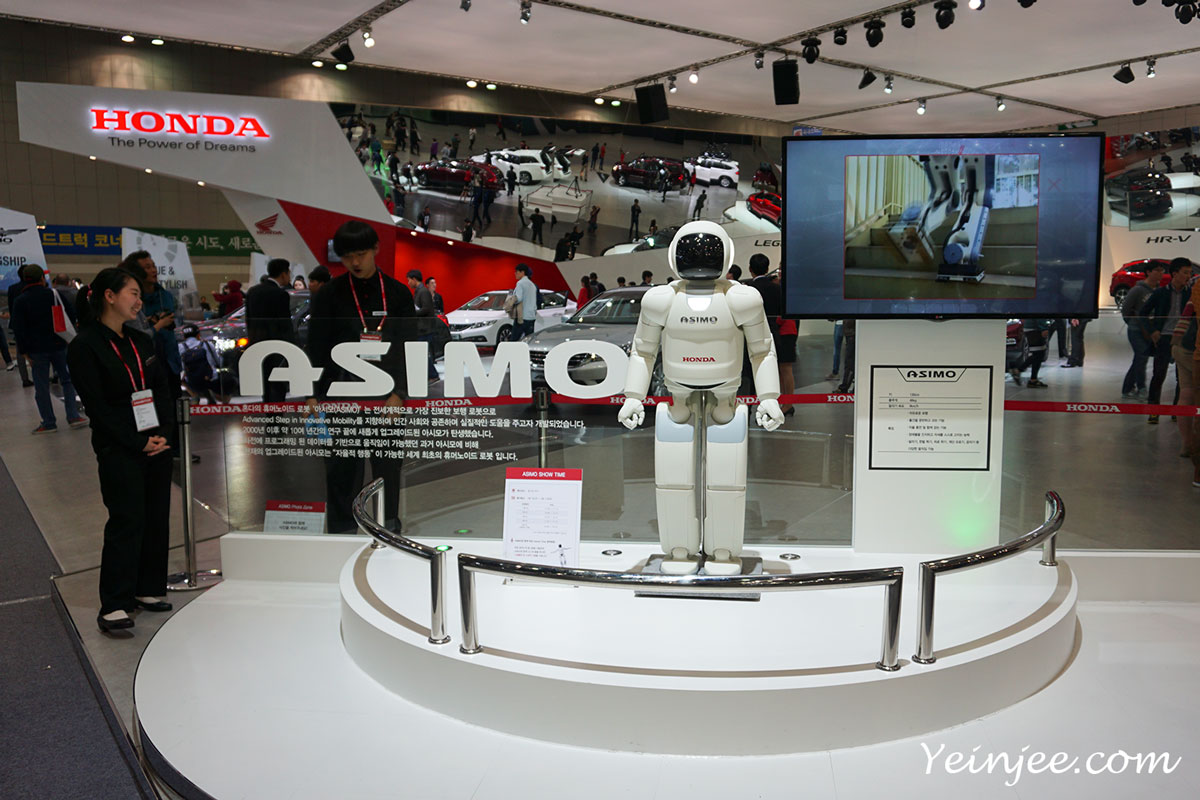 Seoul Motor Show 2015 Honda Asimo Robot
